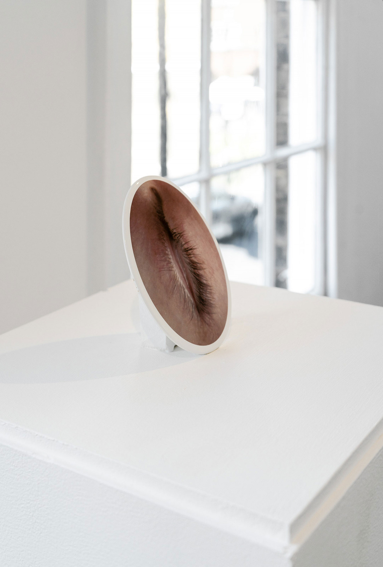 <em>Eye Wide Shut</em> dans <em>Damned if I Do</em>, 2022, Gallery 46, Londres, Royaume-Uni