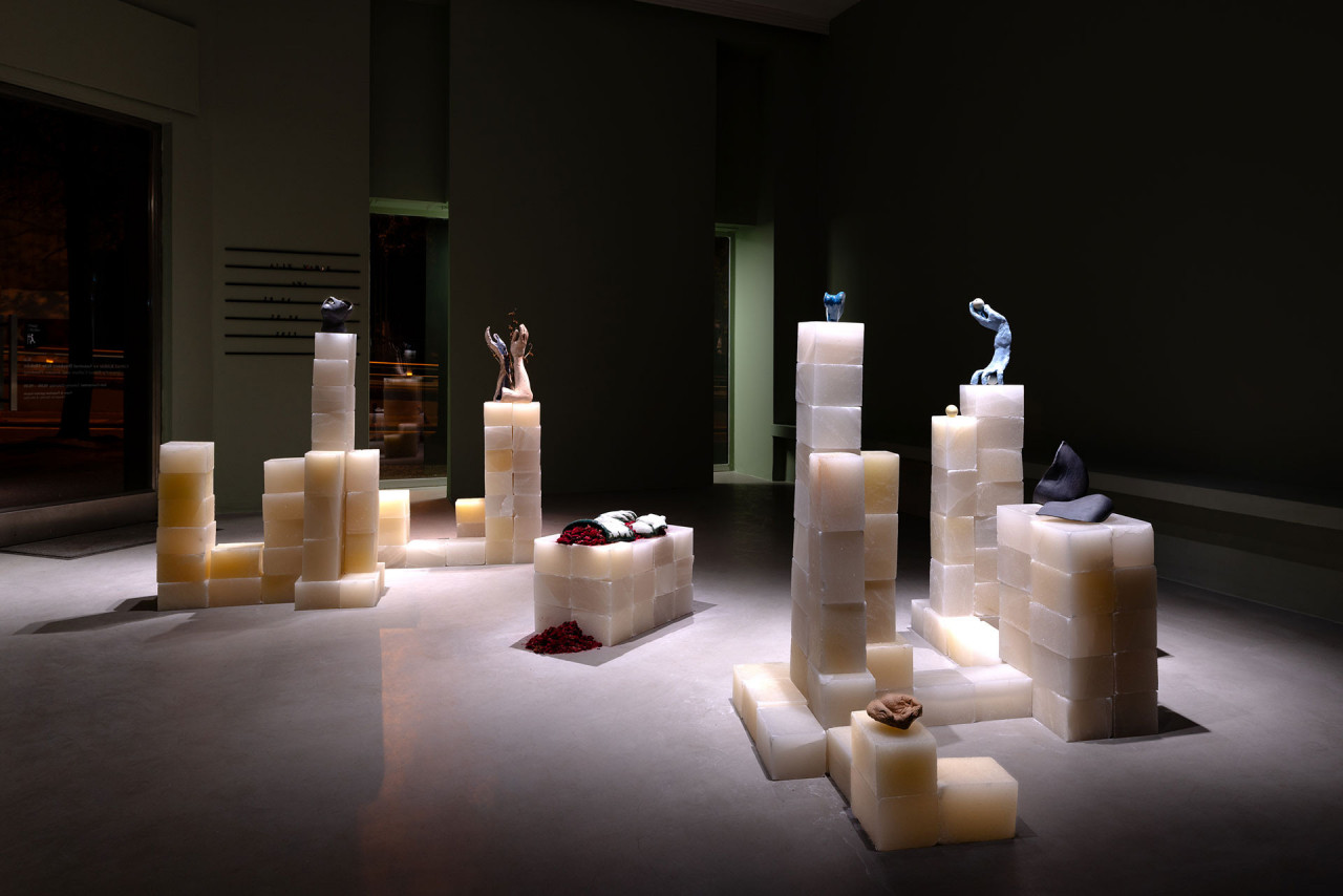 <em>ANA</em> (2025), exposition personnelle, Ka, Ankara, Turquie, 2025, Crédit Photo: Ibrahim Karakutuk