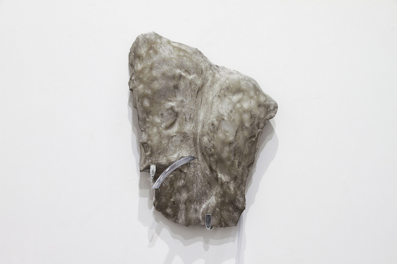 <em>La Femme Fontaine</em> (2017), exposition personnelle, Matèria, Rome, Italie, 2017. Crédit Photo: Matèria