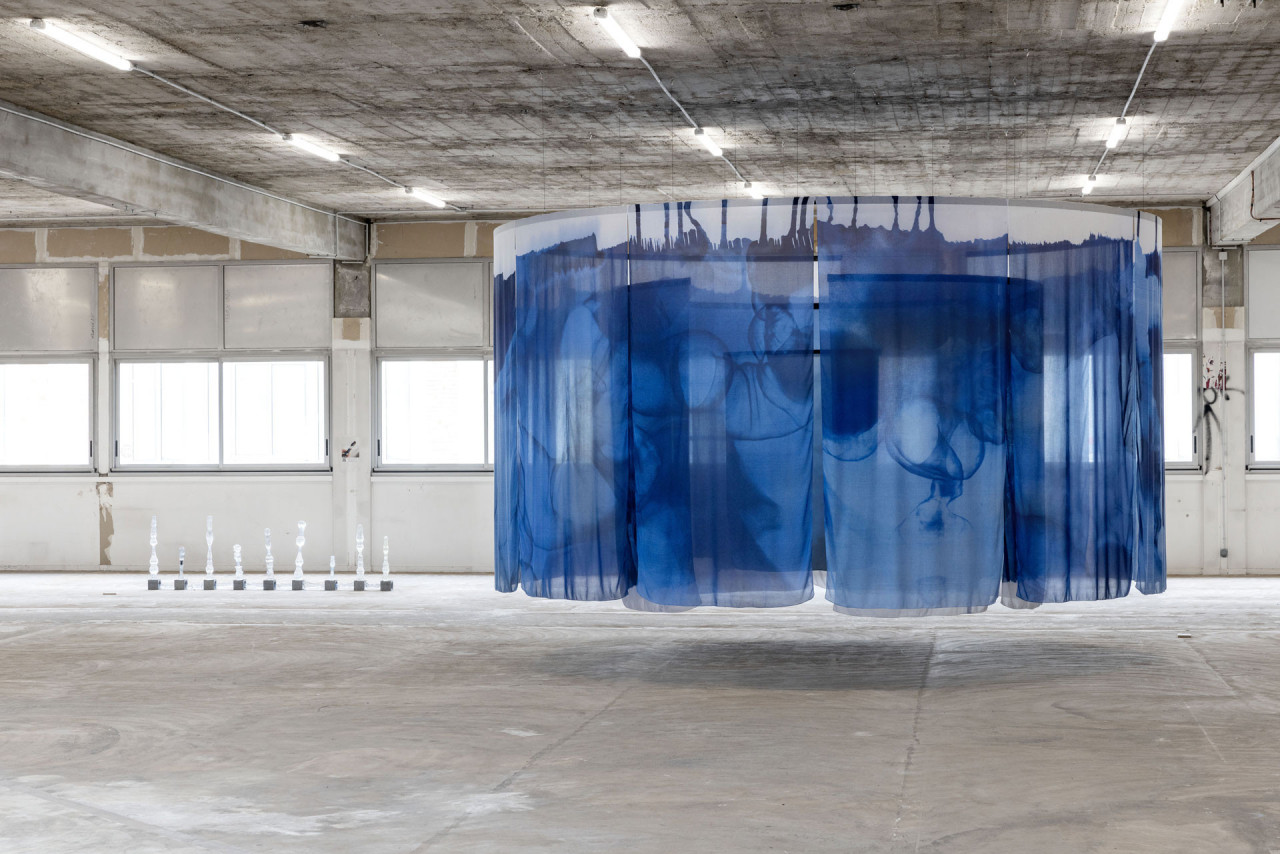 <em>Styx - La rivière</em> dans <em>There is no lonesome wave,</em> un commissariat de Justine Daquin, Elena Posokhova, Lê Thiên Bao et Claire Luna, Poush, 2023. Crédit Photo: Gallery Bao.